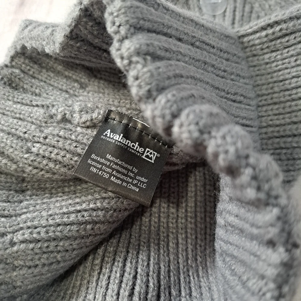 3 FOR 12 SALE Avalanche Gray Knit Beanie Cap Hat